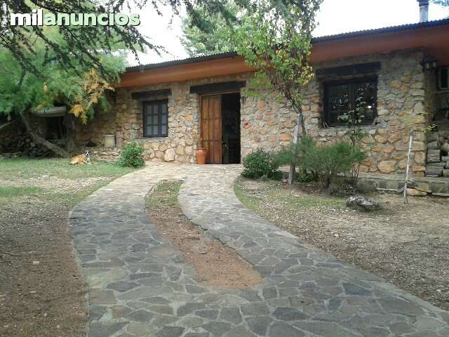 CHALET EN LAGUNA CUEVA MORENILLA