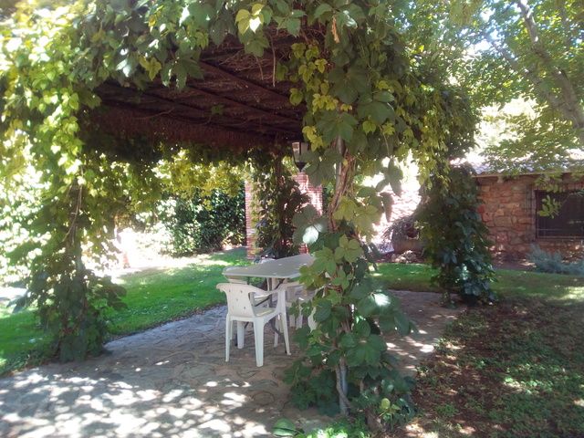 Chalet a pie de la Laguna de San Pedro